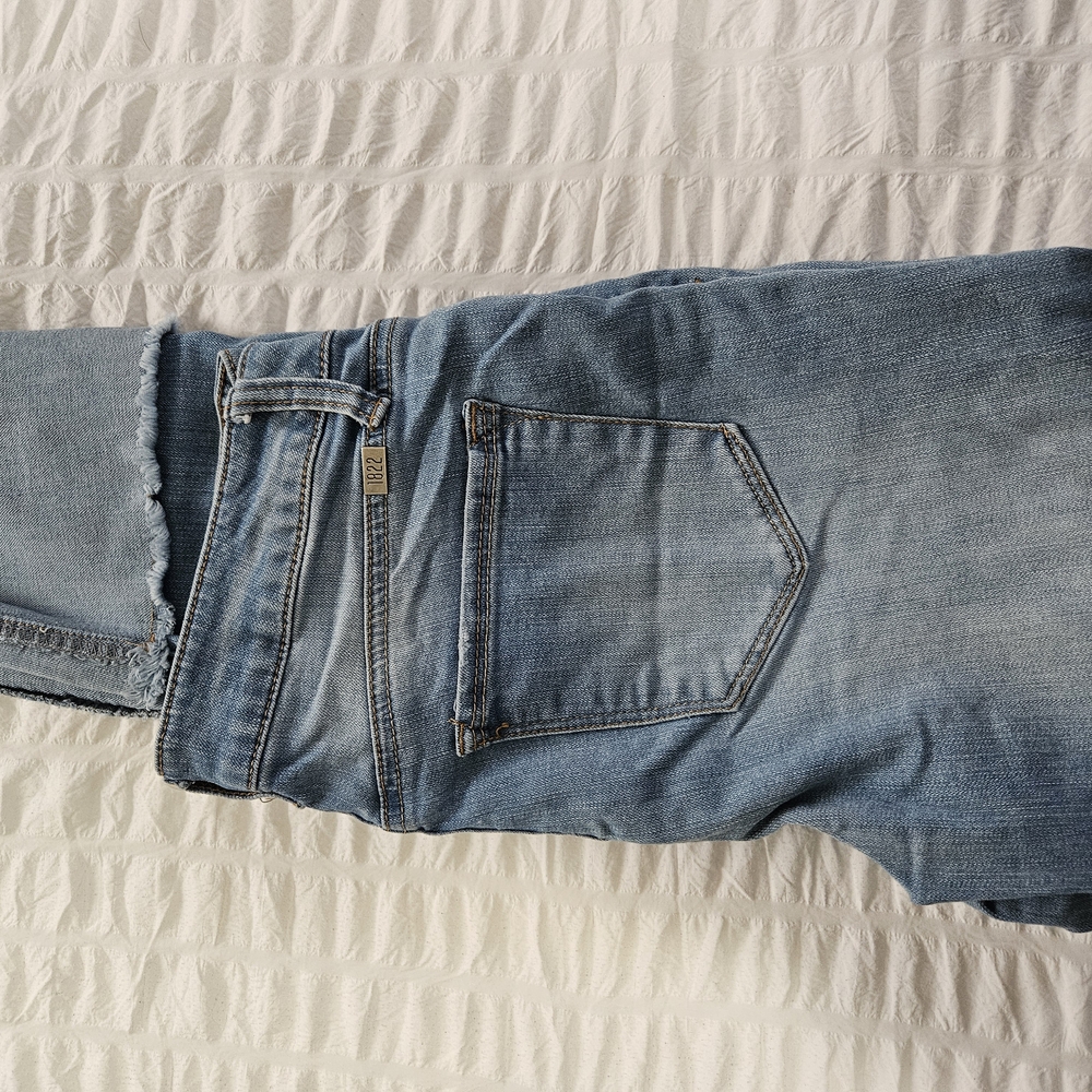 Levi's Light Wash Denim Jeans